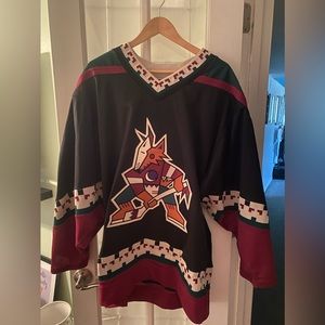 Vintage Size 48 Phoenix Arizona Coyotes Hockey Sweater Jersey with strap